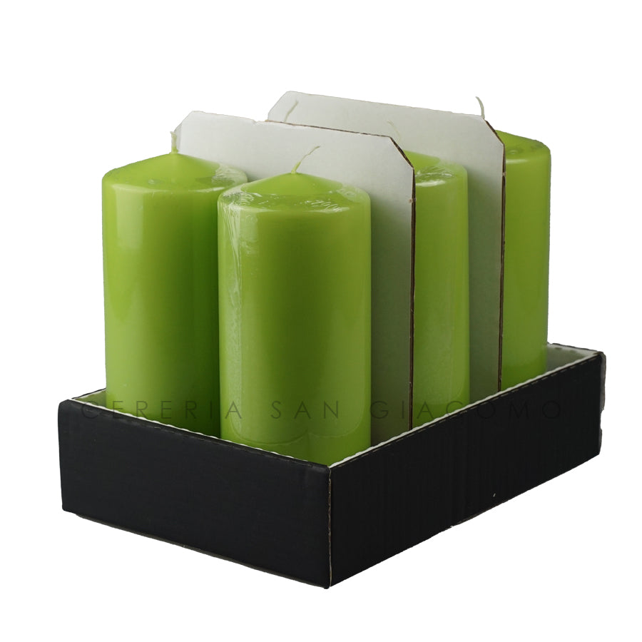 Candele Cilindriche Ø80 mm. h 200 mm. Verde Mela in vassoio da 6 durata ±119 ore in cellophane