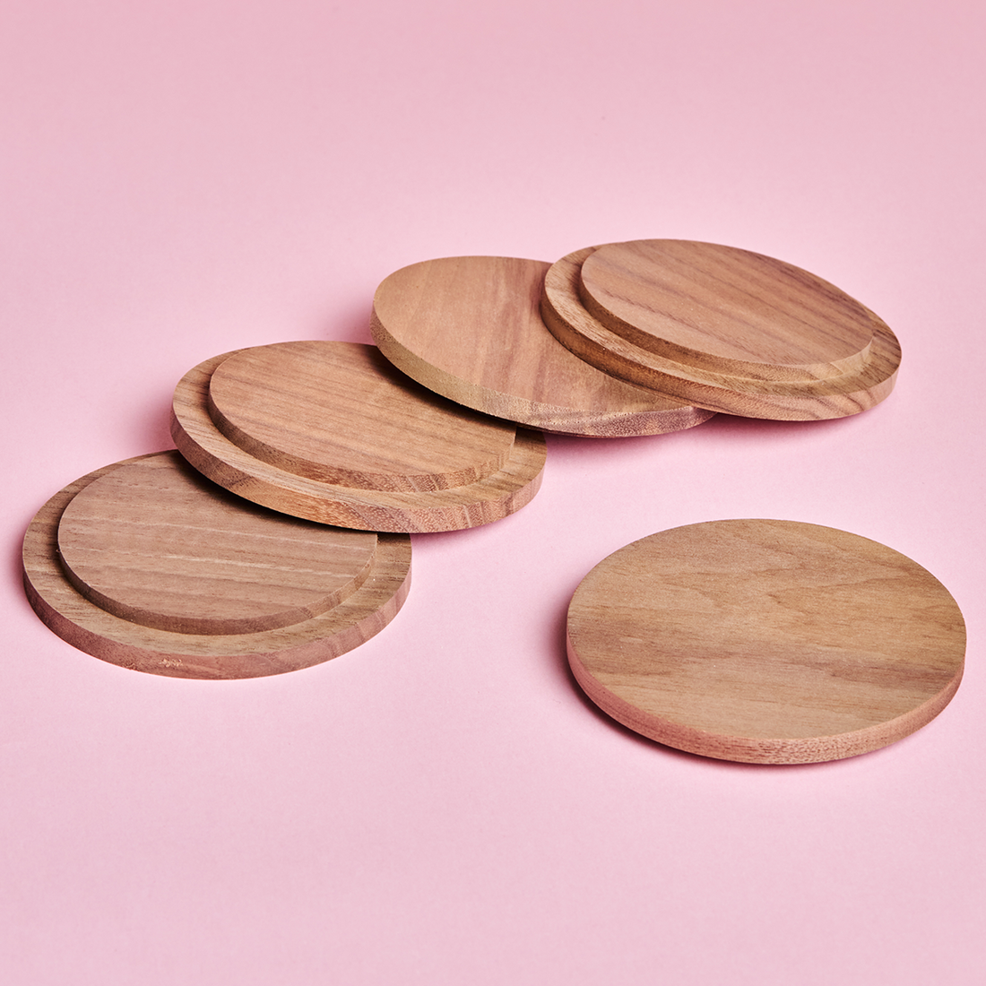 Light beech stopper for 220g glasses.