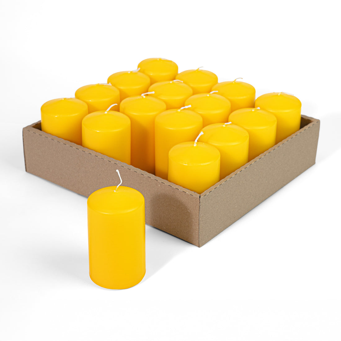 Candele Cilindriche Ø60 mm . h 100 mm. Gialle in vassoio da 16 pezzi durata ±42 ore