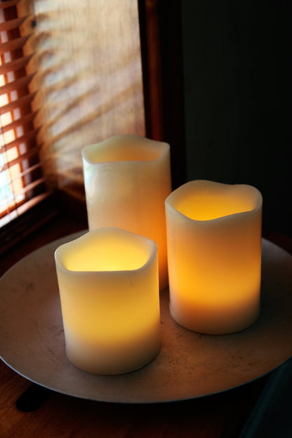 Candele cilindriche a Led 12 colori con vera cera naturale con Timer e Telecomando Candele-cereriasangiacomo